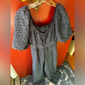 Madewell jumpsuit with puffed sleeve, pockets size 12 blue
